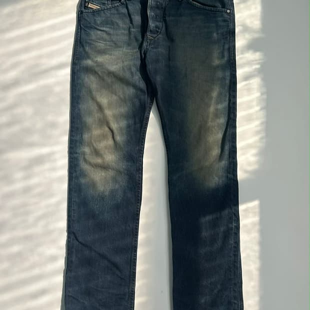 [32] 디젤 다론 매장판 슬림 스트레이트 데님 팬츠