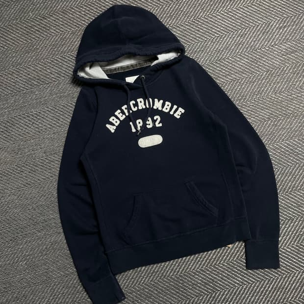 아베크롬비 y2K 우먼스 자수 후드 티셔츠 네이비y 5212