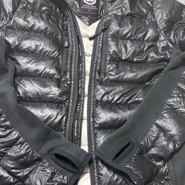캐나다구스 경량패딩 s