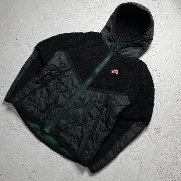 Nike Sherpa Windrunner Hooded Jacket 