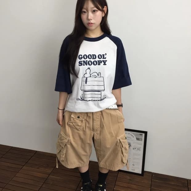 UNIQLO PEANUTS Good Ol Snoopy Tee