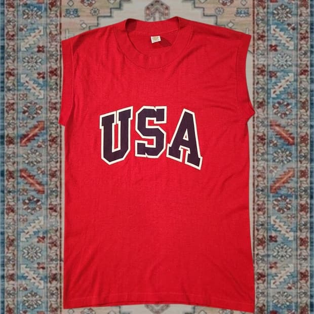 80s Made in USA 메달리온 빈티지 레드 슬리브리스 M