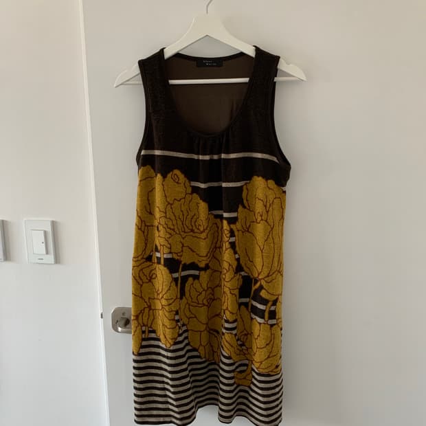 브라운 로즈 원피스