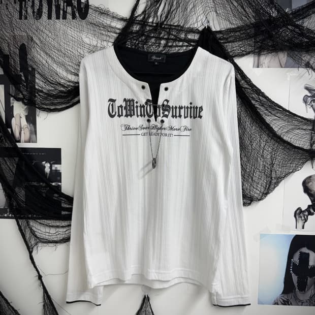 00s necklace detail longsleeve