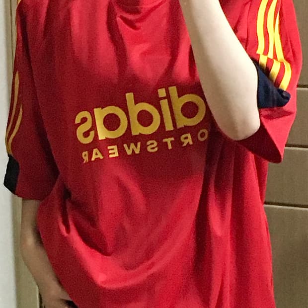 아이다스 반팔 레드