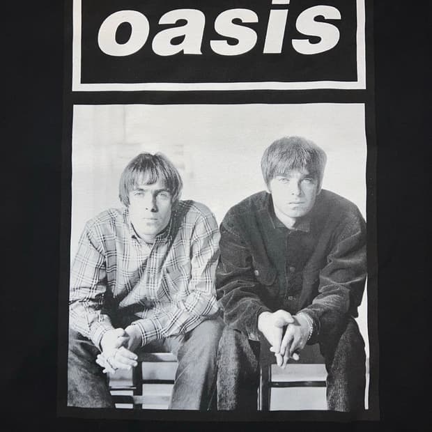 (새상품) 오아시스 반팔 티셔츠 md