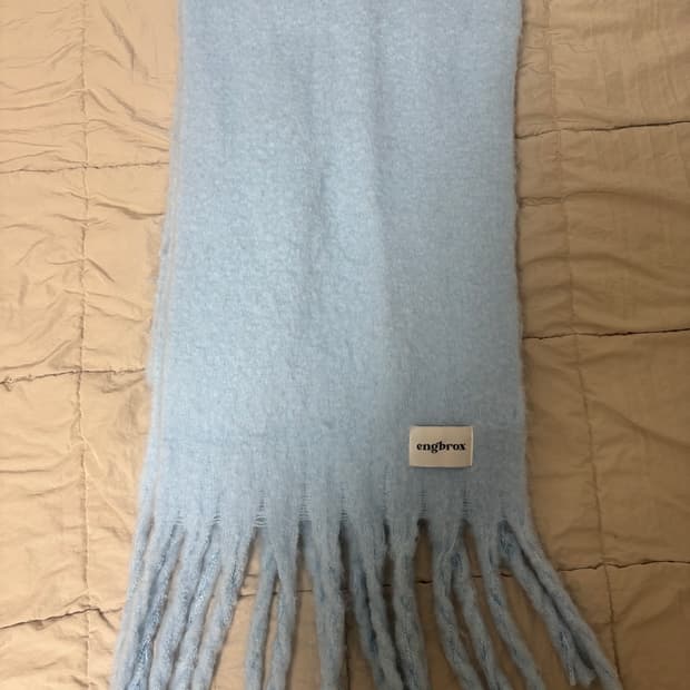앵브록스 cotton candy muffler blue 카리나 목도리