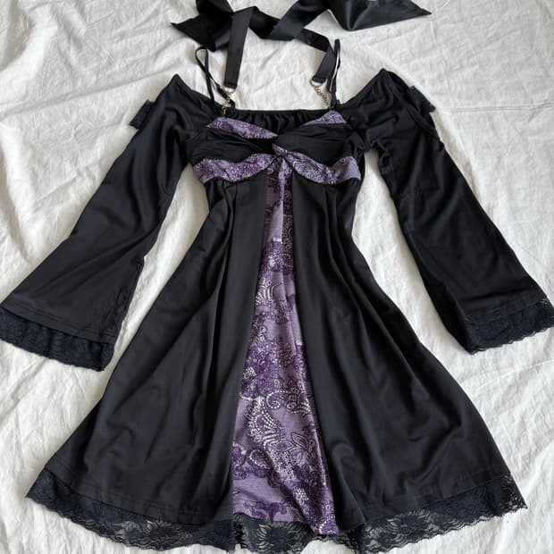 오프숄더 오리엔탈 고딕 원피스