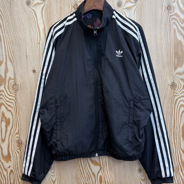 아디다스 파카이안 리버시블 바람막이