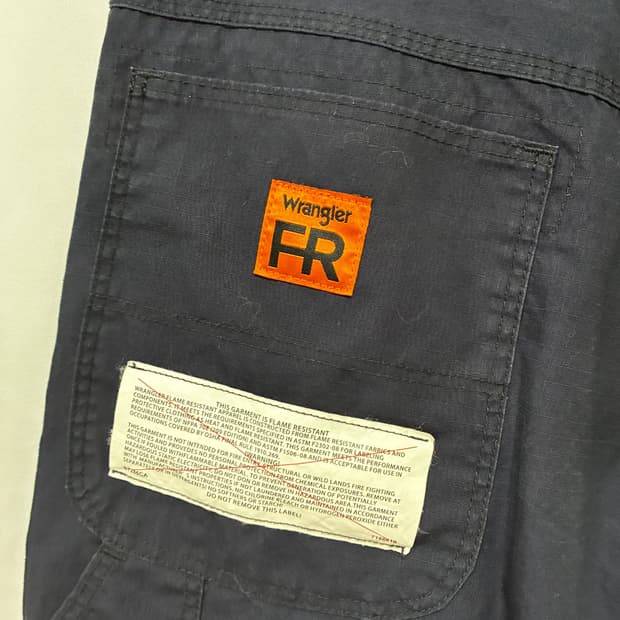Wrangler FR Riggs Workwear 립스탑 워크팬츠 40