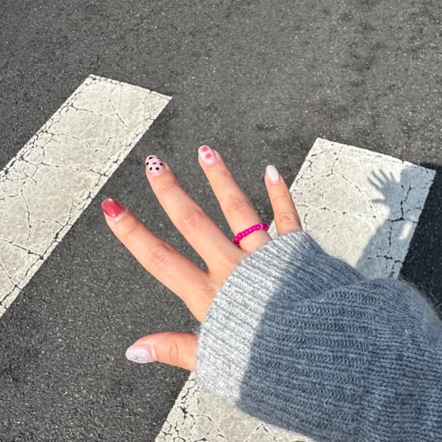 Hot P!nk Beaded Ring