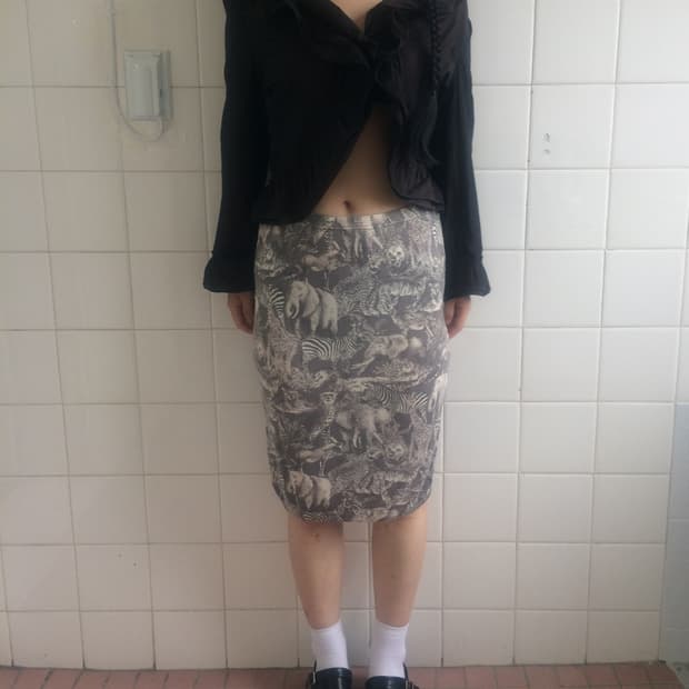 Glossy ruffle jacket