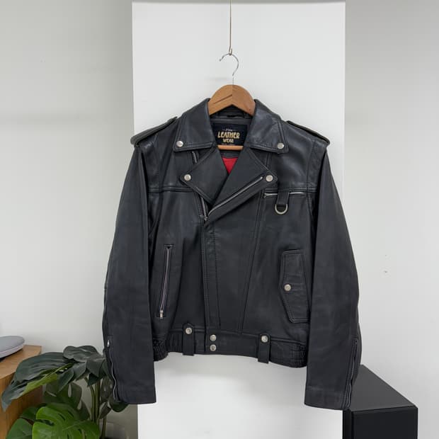 FINE LEATHER WEAR 락무드 투웨이 라이더 자켓