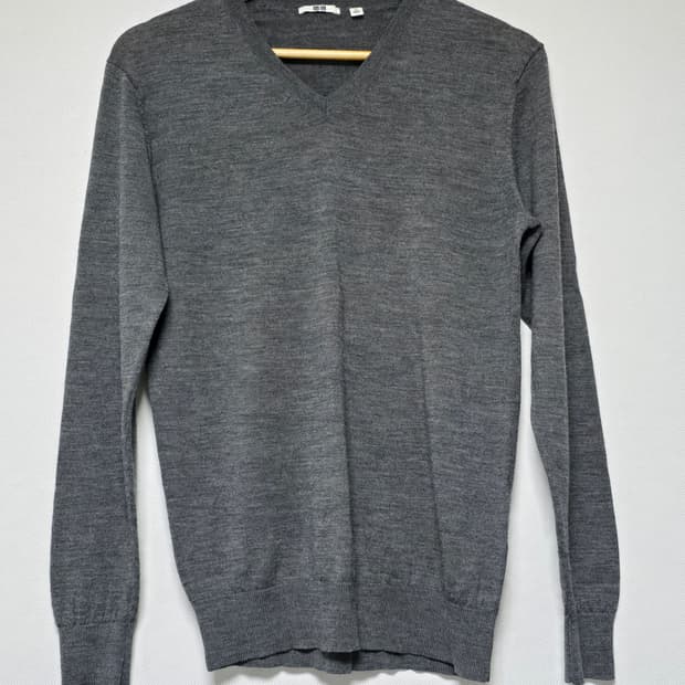 유니클로 울100 pure new wool 니트 M