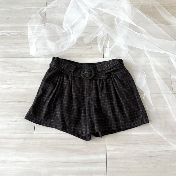 Deep mocha brown lana wool short pants