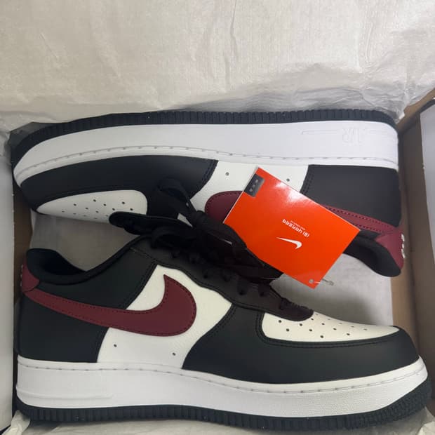 나이키 에어포스 1 '07 블랙 다크 팀 레드 290 새상품