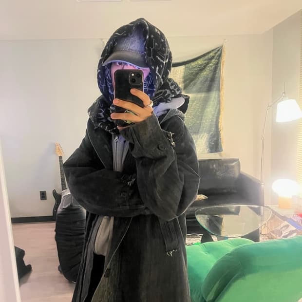 코스트퍼킬로 데님 후드 블랙 롱 코트