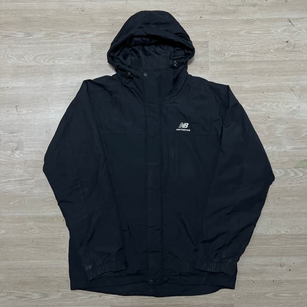 뉴발란스 로고 바람막이 후드자켓 [블랙] L/100