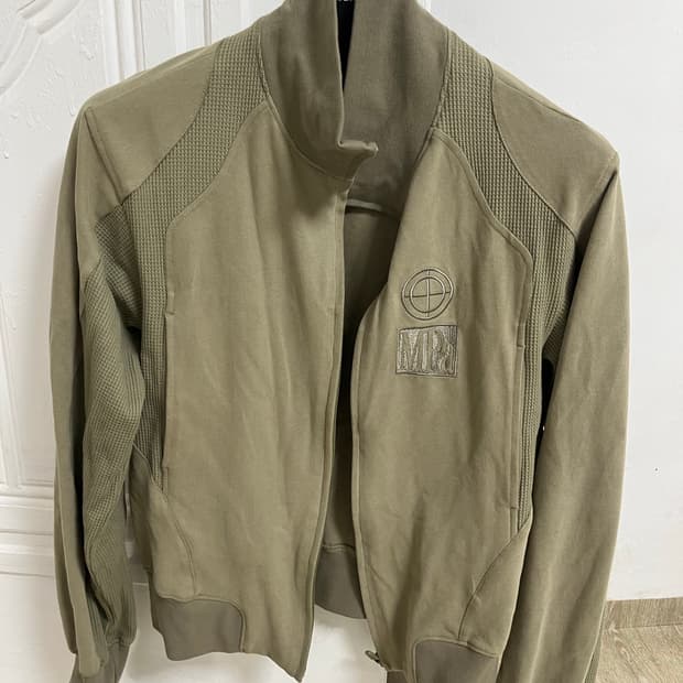 MPa CONTRAST ZIPPED JACKET (KHAKI)