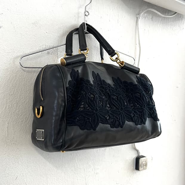 돌체앤가바나 2011 런웨이 아카이브 플라워 레이스 레더백