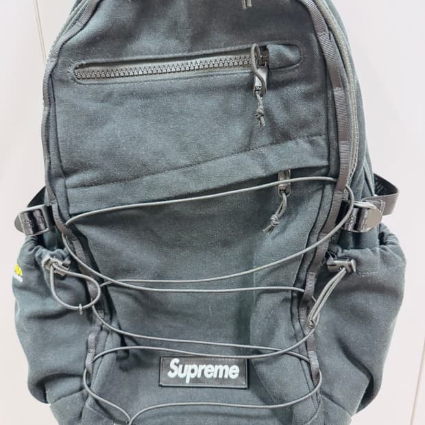 슈프림 25ss 블랙 백팩 