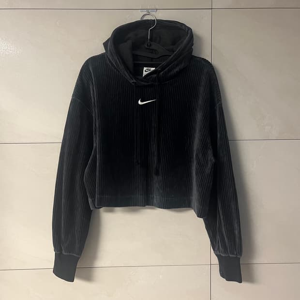 나이키 스우시 벨벳 벨루어 코듀로이 크롭 후드티 [M]