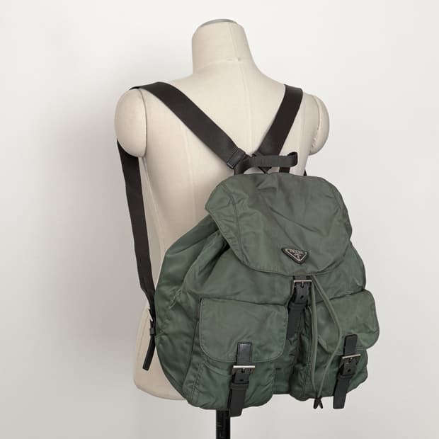 프라다 투 포켓 테수토 나일론 백팩