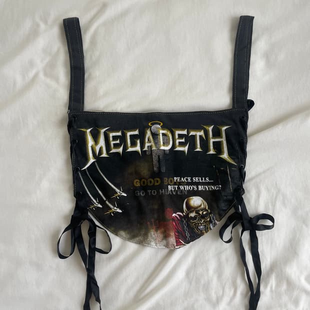 키스카르마 커스텀 리본 탑