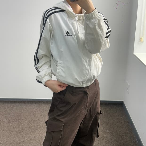 Adidas 아디다스 삼각로고 아이보리 바람막이