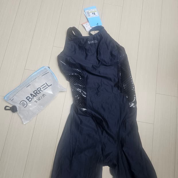 배럴 수영복  새상품