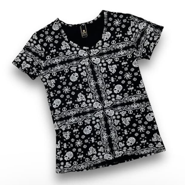 로엔 펑크 페이즐리 스컬 패턴 슬림 티셔츠