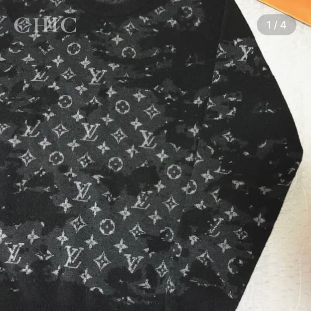 [루이비통 디스드레스드 모노그램 니트 | 한정판]