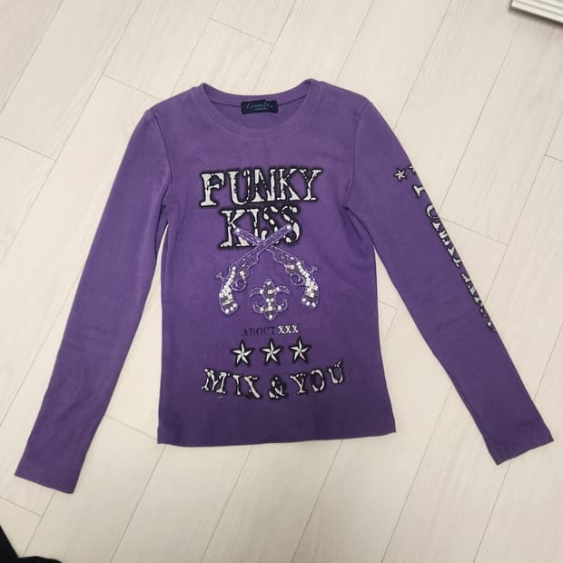빈티지 PUNKY KISS 롱슬리브