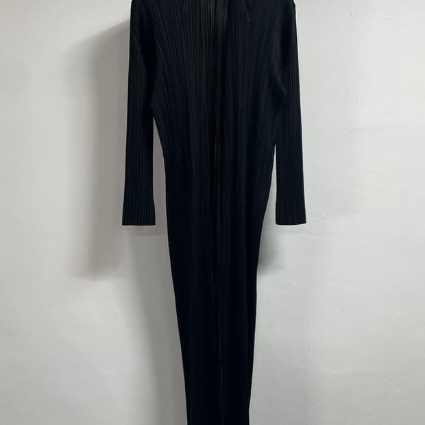 이세이미야케 플리츠플리즈 롱 가디건  (on.35)