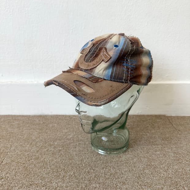 트루릴리전 2000s 디스트로이드 체크 볼캡