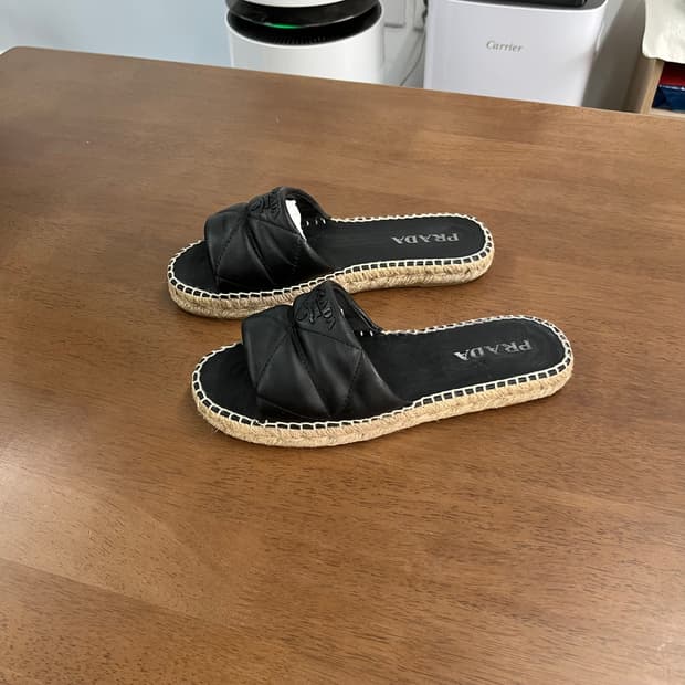 프라다 에스파듀 슬리퍼 38