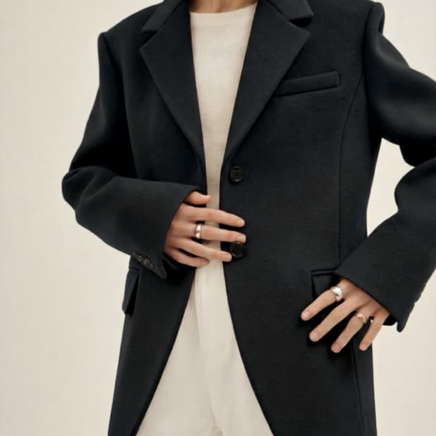 BRONN 브론 캐시비어 울 블랜드 자켓 블랙