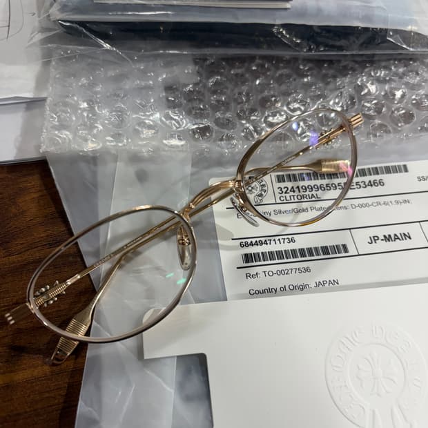 크롬하츠 안경 클리토리얼 판매합니다