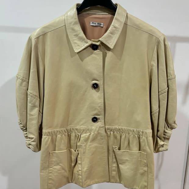 미우미우 레더 자켓