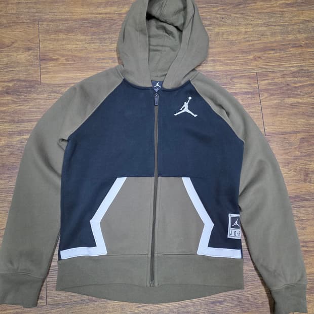 나이키조던 아동 후드집업 거의새거