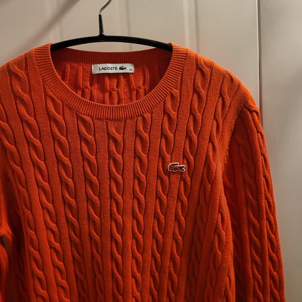 라코스테 오렌지 꽈배기 니트