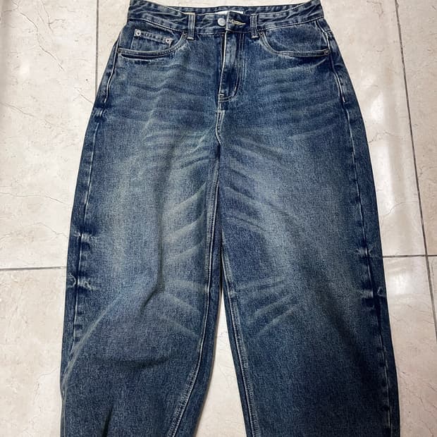 아모프레 데님 팬츠 30사이즈 
