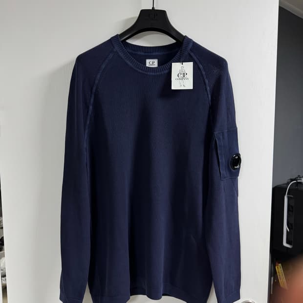 cp컴퍼니 23시즌 다크네이비 니트