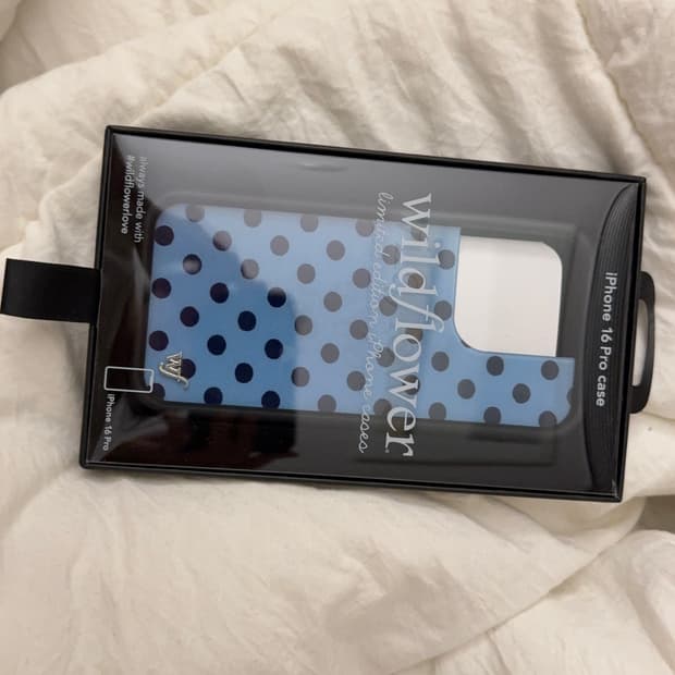 와일드플라워 16pro 폴카닷 case