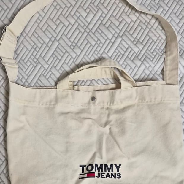 타미진스 캔버스 숄더백 아이보리