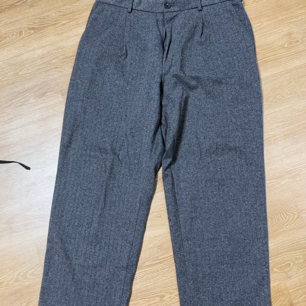 유니클 턱와이드팬츠 헤링본 xl