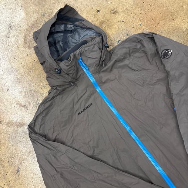 [정품/M] 마무트 바람막이 자켓 b16