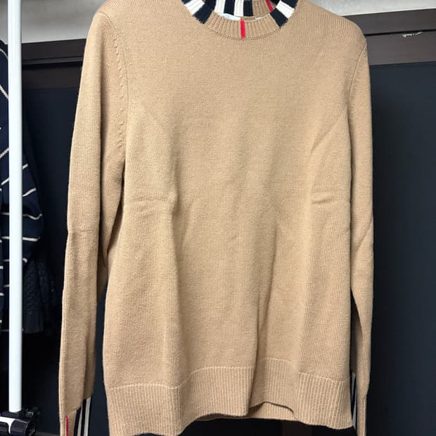 버버리 여성 캐시미어 니트 M 아카이브 베이지 새상품