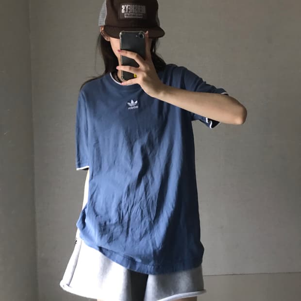 아디다스 뮤트블루 반팔티셔츠