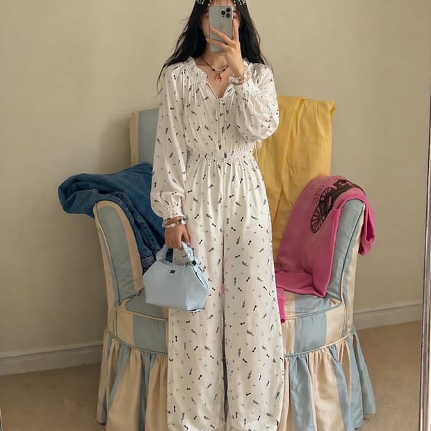 Jouetie Bad Girl Graphic 점프수트